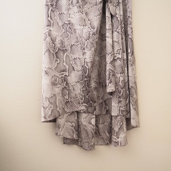 !! White House Black Market Sleeveless Snake Reptile Print Wrap Midi Dress - Picture 4 of 6